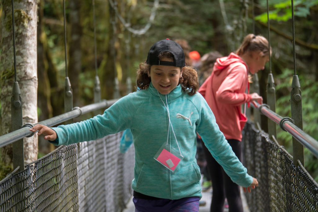 Each week, our School Overnight Program has a lofty goal — to engage curiosity, build community, and inspire 4th – 6th graders to become environmental problem solvers capable of addressing the most critical issues facing our planet. All in the span of four days.