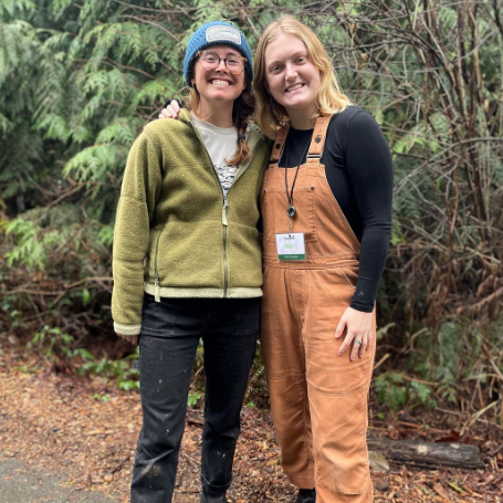 As part of our Researcher in Residence program, IslandWood graduate alums, Erin K and Grace S,